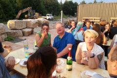 photo5220212365658798067