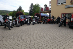 photo5220212365658798080