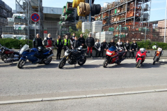 photo5220212365658798083